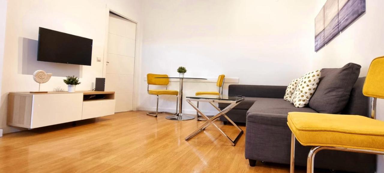 Gleaming & Well Located Apartment In Malaga Center Εξωτερικό φωτογραφία