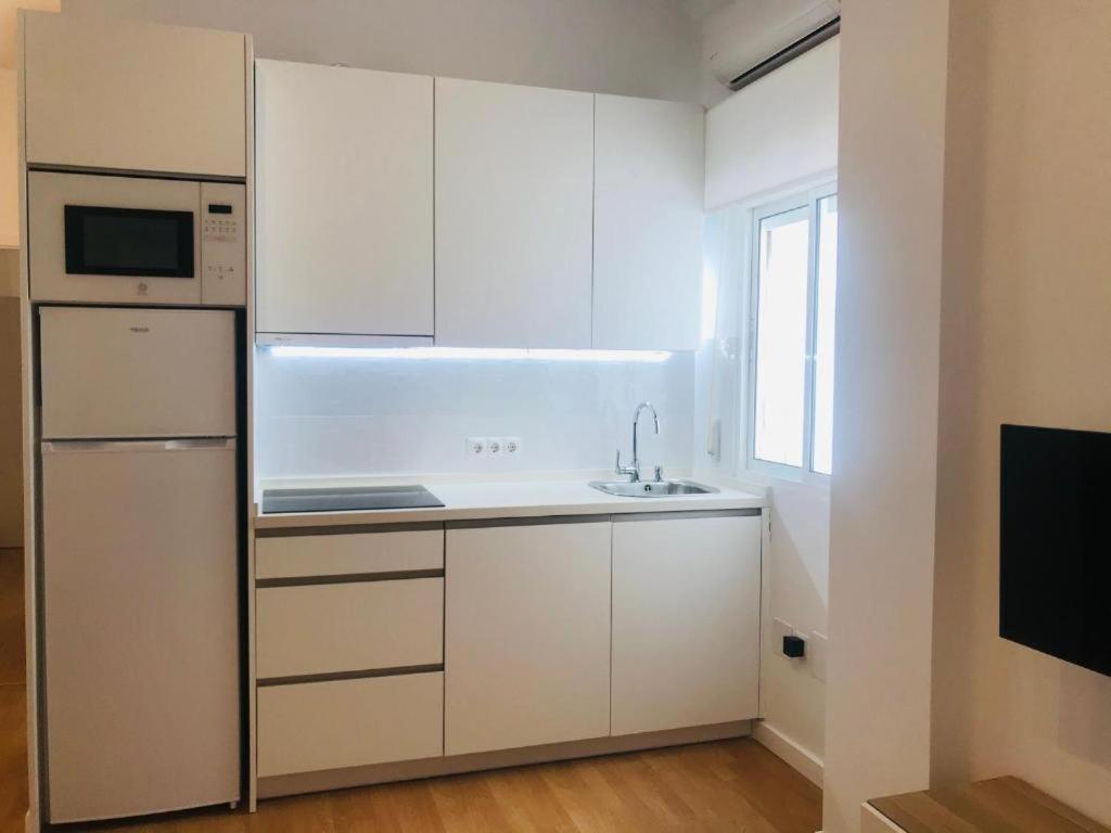 Gleaming & Well Located Apartment In Malaga Center Εξωτερικό φωτογραφία